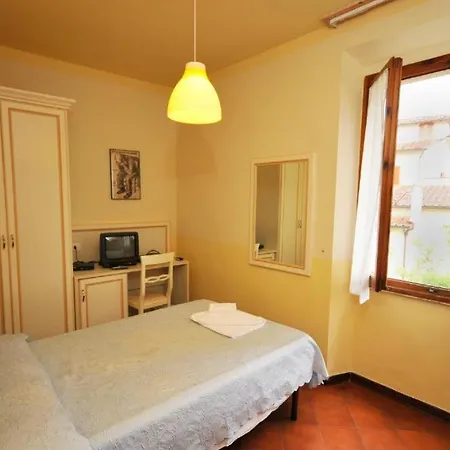 Hotel Azzi