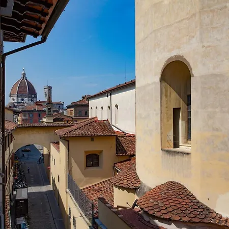Darling Near David Florenz
