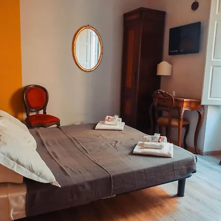 Hotel Azzi 3*