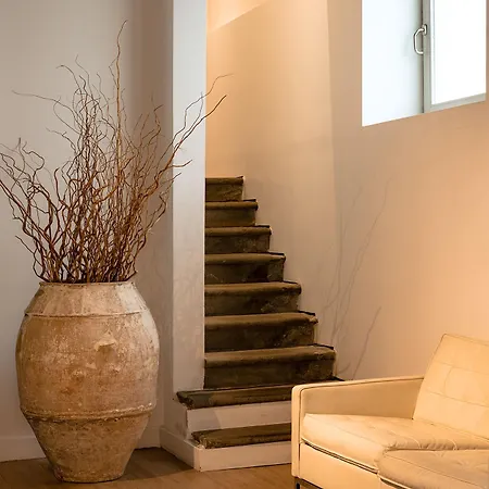 Riva Lofts 4*