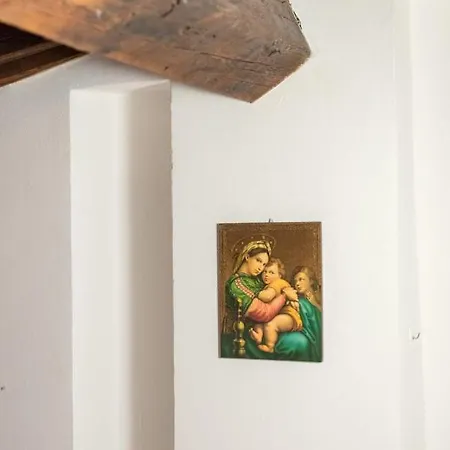 شقة Lovely Loft 2 Steps From The Cathedral In *