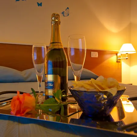Hotel Mio 3*