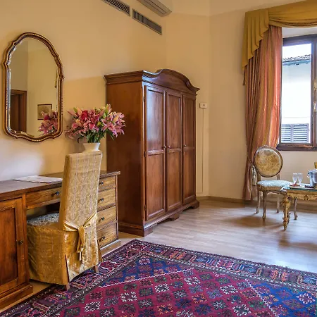 Paris Hotel Florence