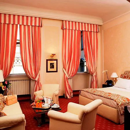 Hotel De La Florencie