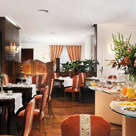 De La Hotel 4*