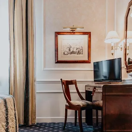 De La Hotel Florencie