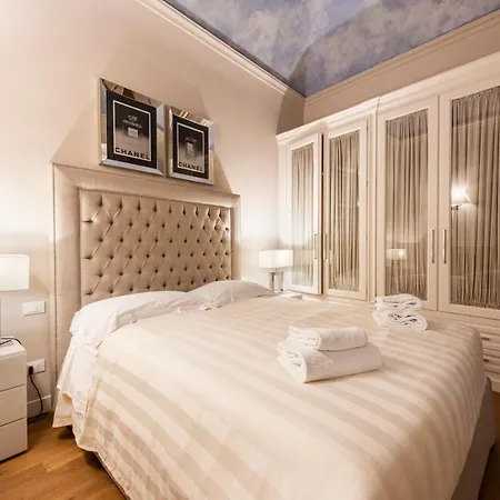Apartment Rucellai Prestige By Mmega Florence