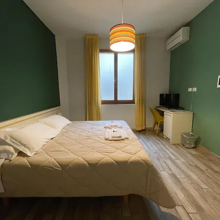 Hotel Azzi 3*