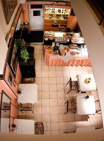 Hotel Balcony 3*