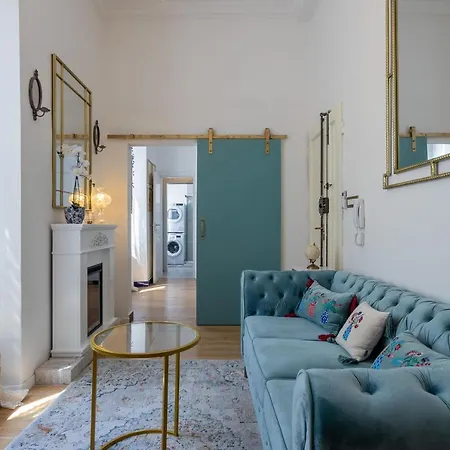 Pearl Of By Halldis * Florenz