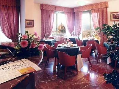 Alamanni Hotel 3*