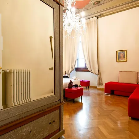 N4u Bed and Breakfast Φλωρεντία