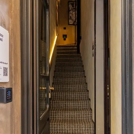 Numa Palazzo Moro מלון דירות