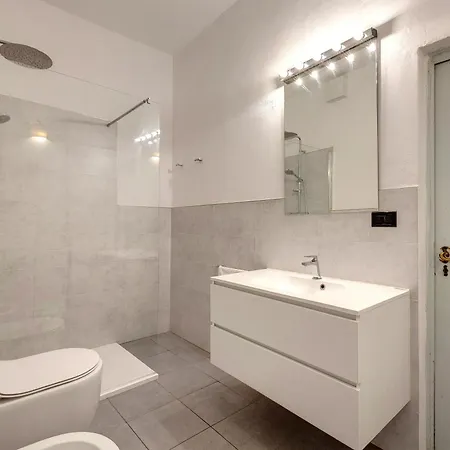 Apartment Serristori 31 *
