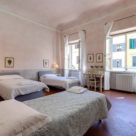 Apartment Serristori 31