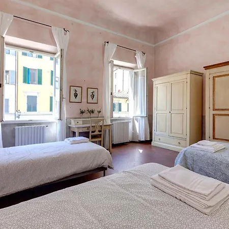 Serristori 31 *