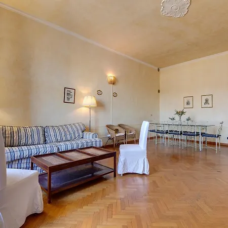 Serristori 31 Apartment