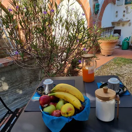Bed & Breakfast 400 3*