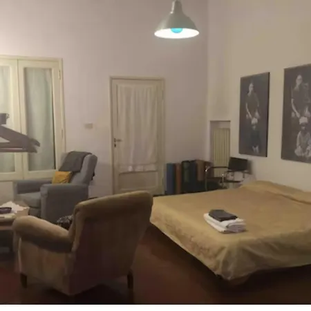 Large In Antique Building In Santo Spirito Florence