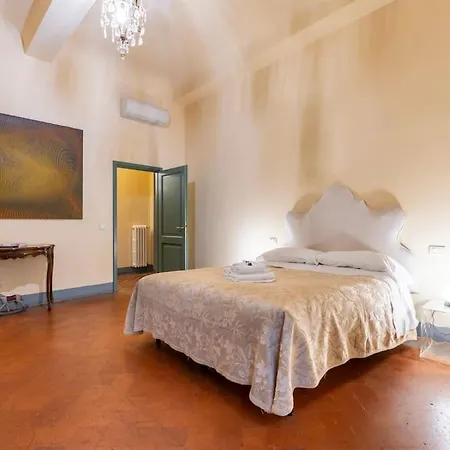 Appartement Ginny's House- Borgo La Croce Luxury *