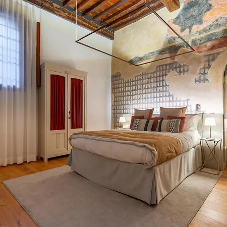The Tornabuoni Palace Boutique *