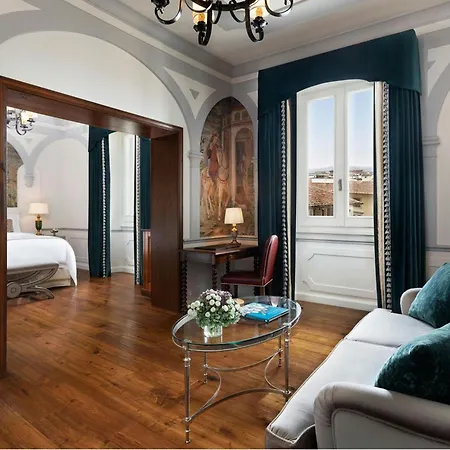 The St. Regis 5*