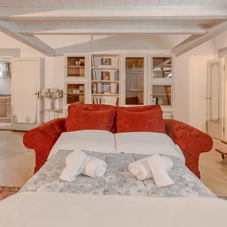 Elegant Loft Serragli * Floransa
