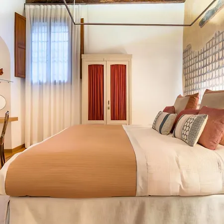 The Tornabuoni Palace Boutique * Φλωρεντία