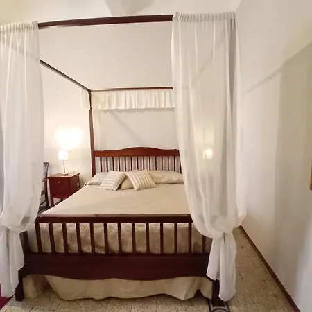 Tourist House Hotel