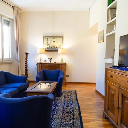 Florence Prestige Nel Heart Of Ponte Vecchio * Φλωρεντία