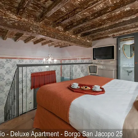 Soggiorni D'arte Centro Storico Accanto A Ponte Vecchio * Firenze