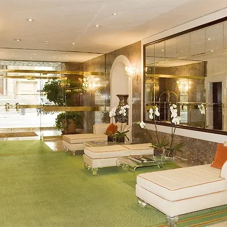 De La Hotel