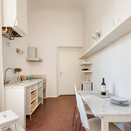 Apartament - Alfani White