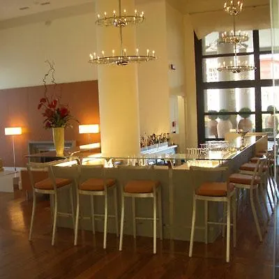 Hilton Garden Novoli 4* Флоренция