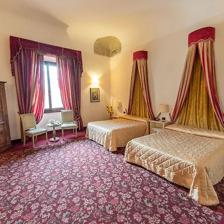 Paris Hotel