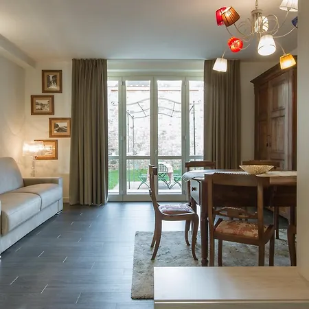 Borgo Guelfo Vii 아파트
