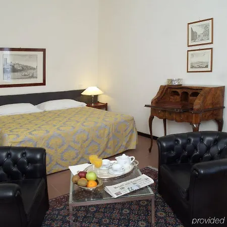 Palazzo Ricasoli Hotel 4*