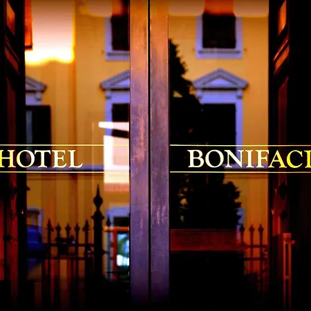 Hotel Bonifacio 3*