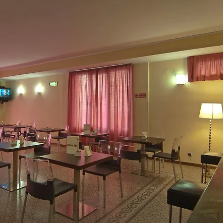 Mio Hotel 3*