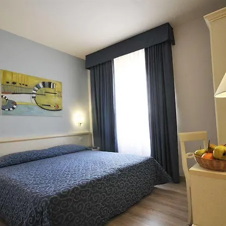Azzi Hotel Florence