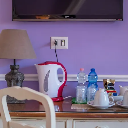 بيت ضيافة Emozioni Fiorentine 3*