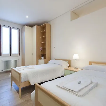 Prestige House Duomo Apartment *