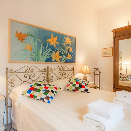 Santo Spirito View Apartment Florence