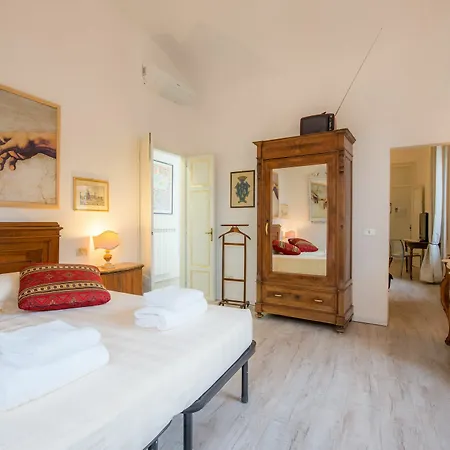 Apartment Santo Spirito View *
