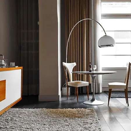 Riva Lofts Aparthotel