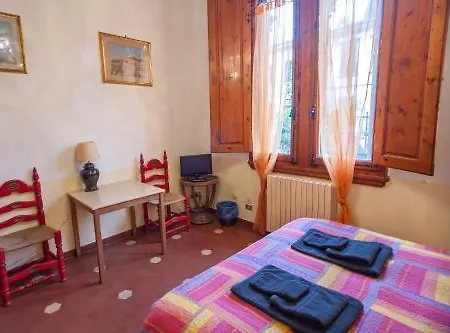 400 Bed & Breakfast Firenze