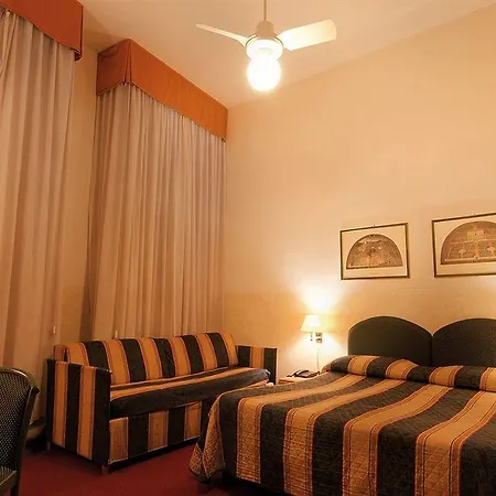 Hotel Centro 2*