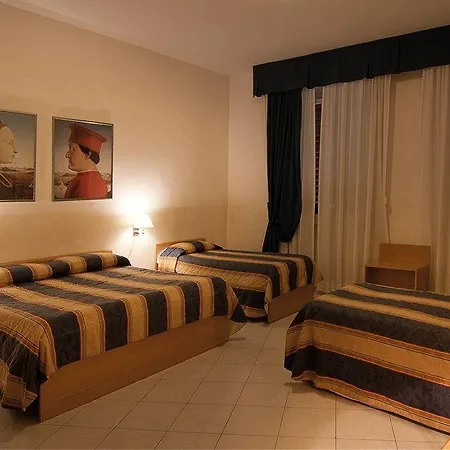 Centro Hotel 2*