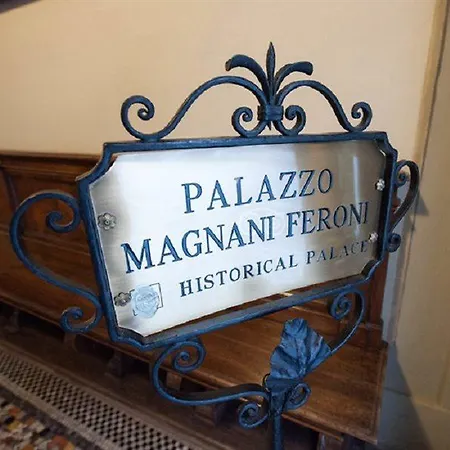 Palazzo Magnani Feroni, - Residenza D'epoca Hotel 3*