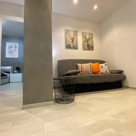 Kinga Apartment *
